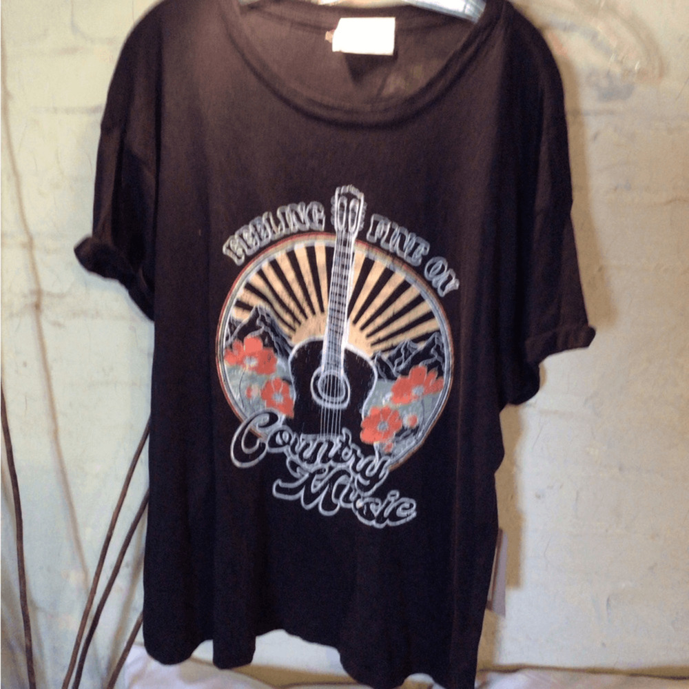 NEW! Refined canvas Country tee